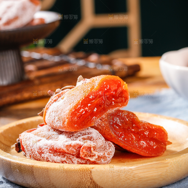 深底上的吊柿饼
