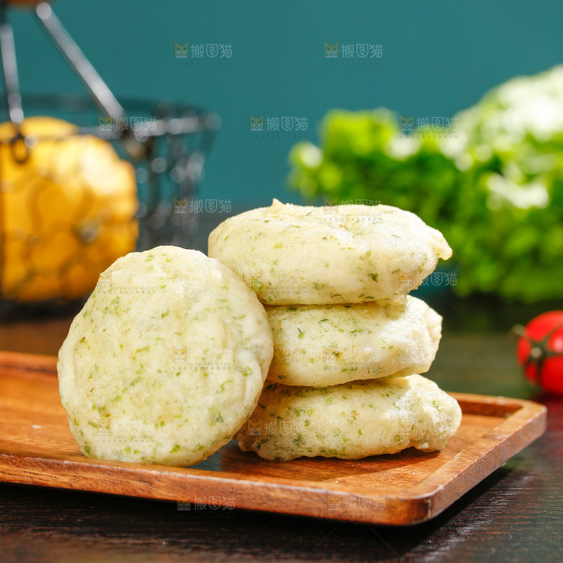 深底上的鲜虾饼