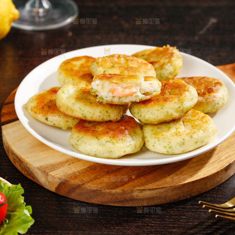 深底上的鲜虾饼