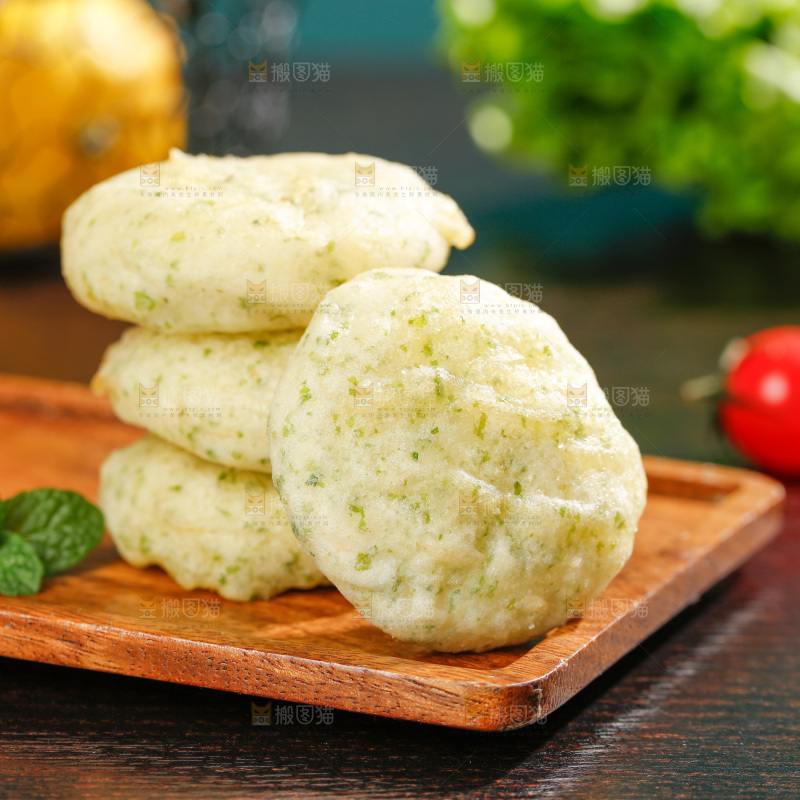 深底上的鲜虾饼