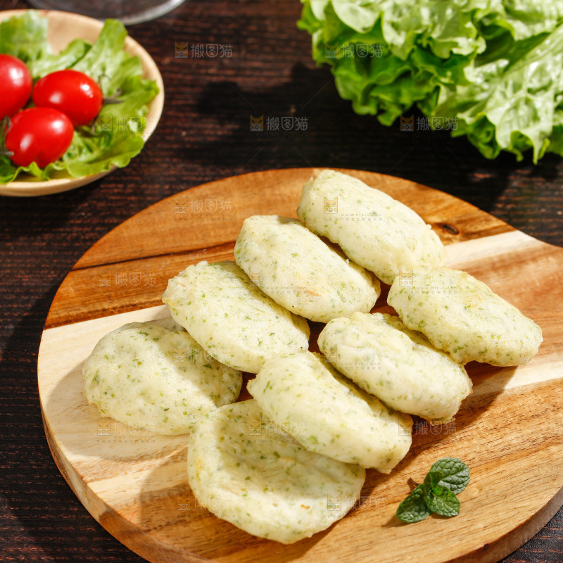 深底上的鲜虾饼