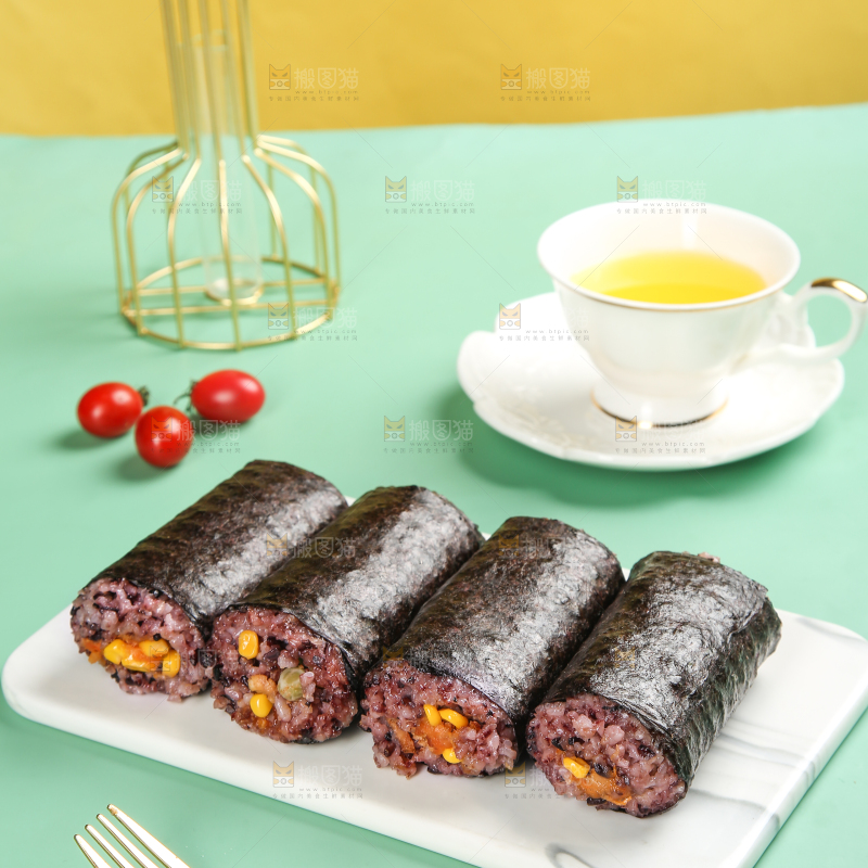 浅底上的手工大饭团