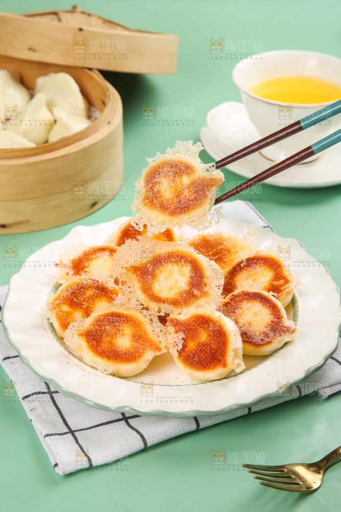 浅底上的水煎包