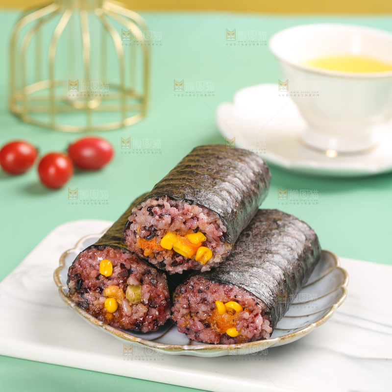 浅底上的手工大饭团