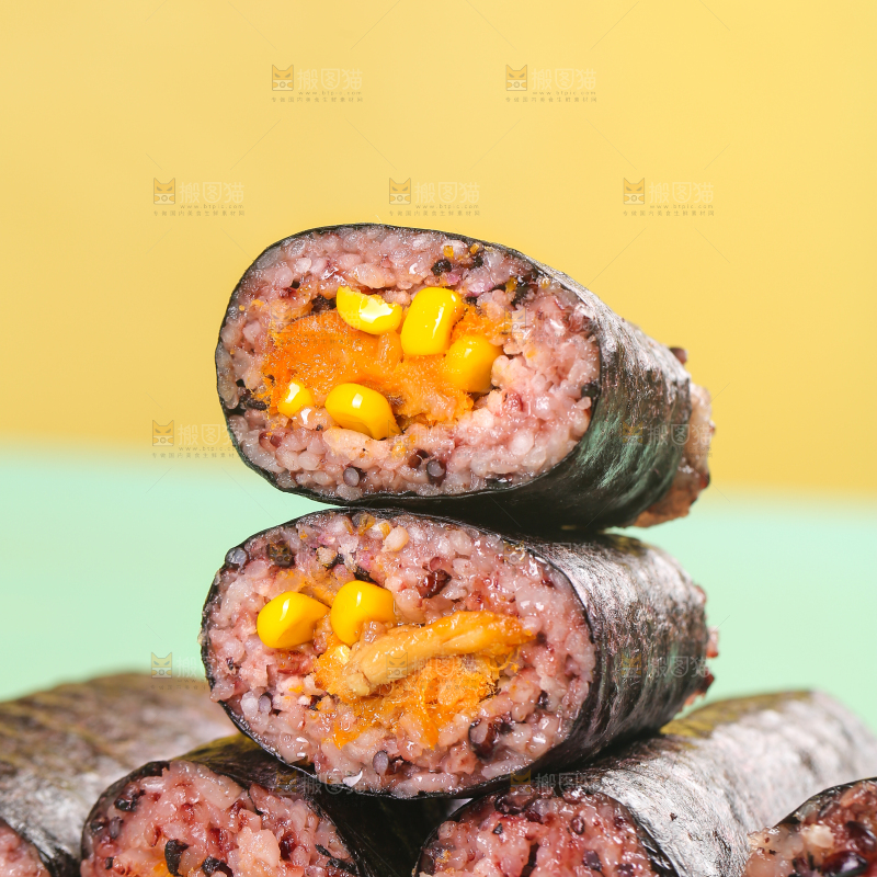 浅底上的手工大饭团