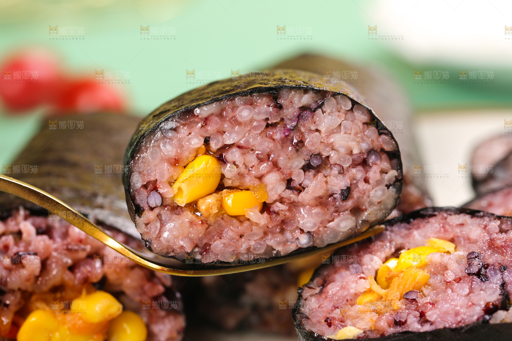 浅底上的手工大饭团