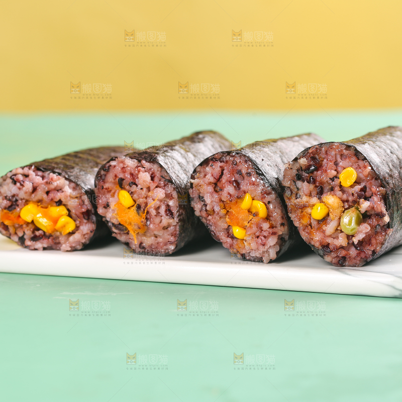 浅底上的手工大饭团