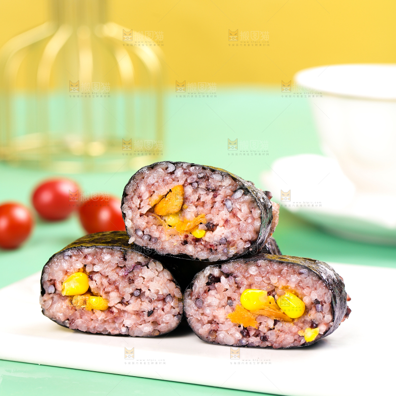 浅底上的手工大饭团