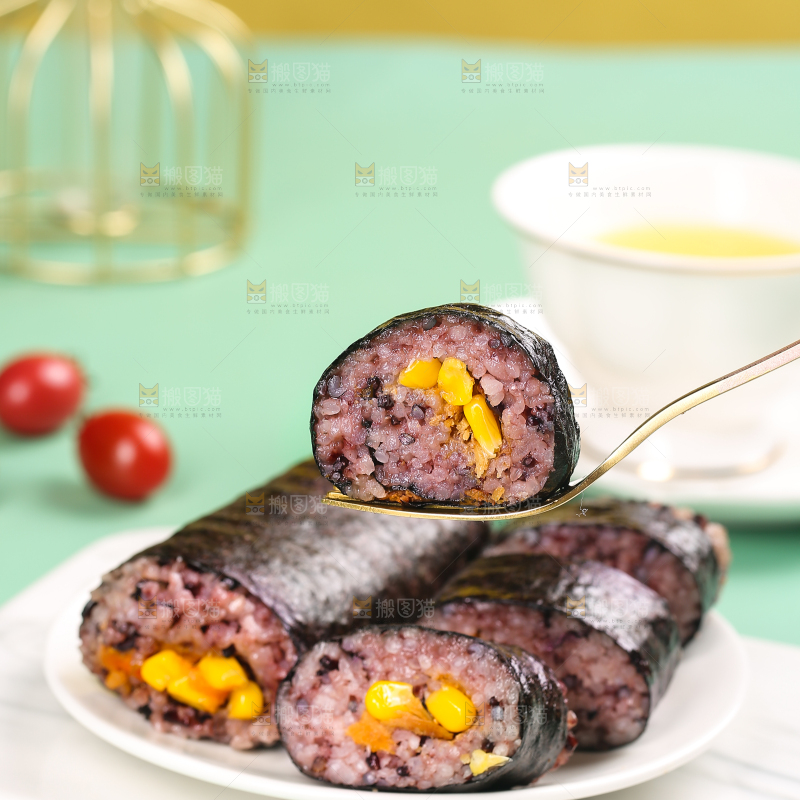 浅底上的手工大饭团