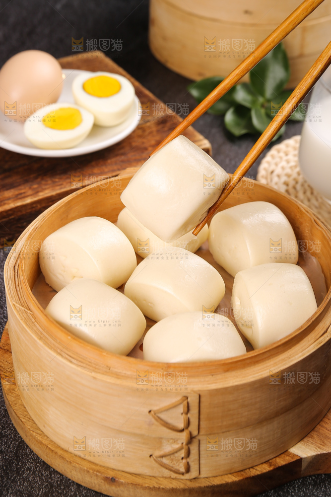 深底上的奶香小馒头
