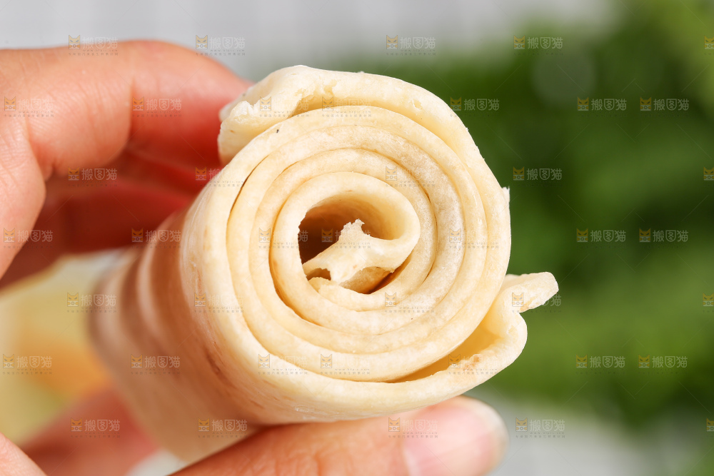 浅底上的烙馍春卷