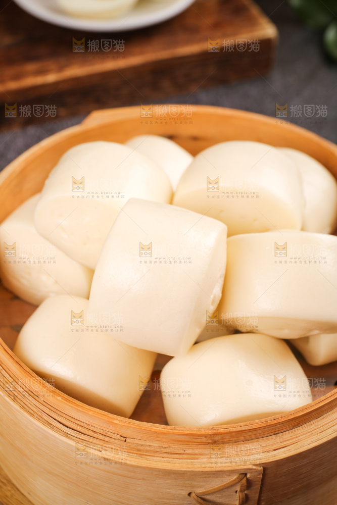 深底上的奶香小馒头