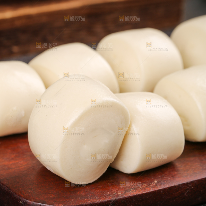 深底上的奶香小馒头
