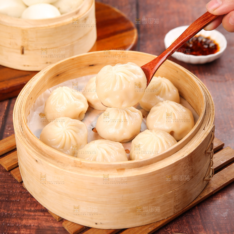 深底上的灌汤包