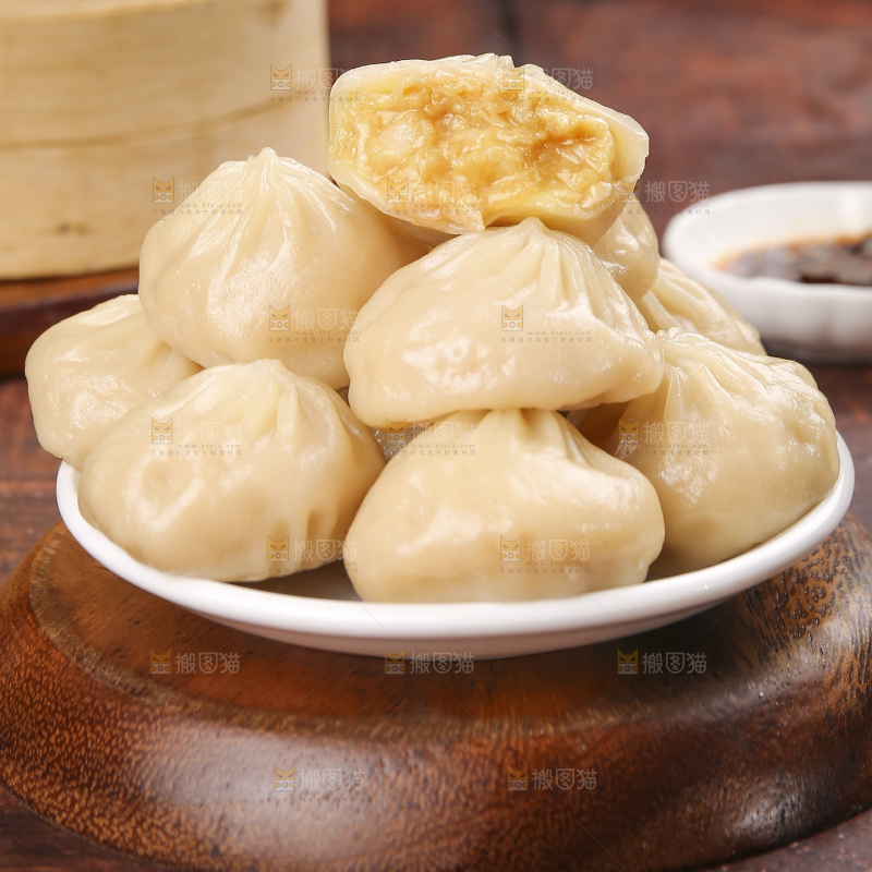 深底上的灌汤包