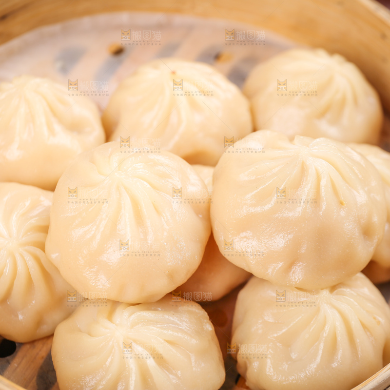深底上的灌汤包
