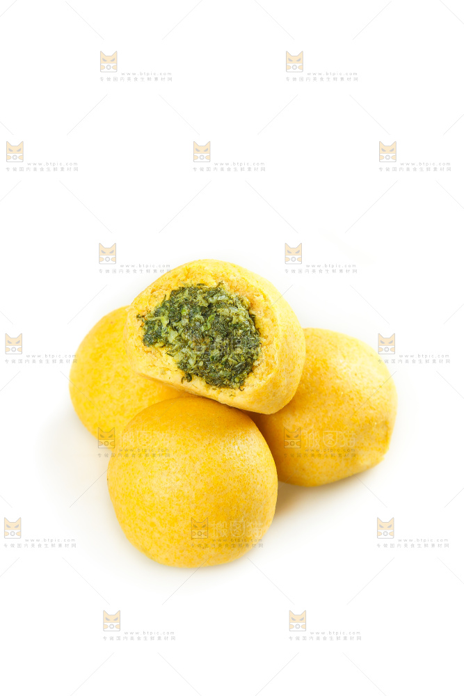 白底上的荠菜团子