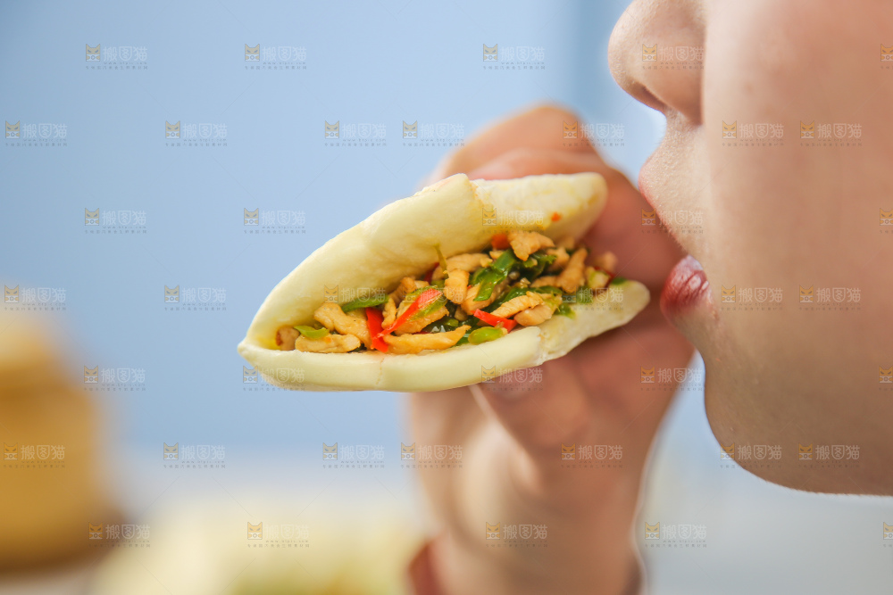 深底上的荷叶饼