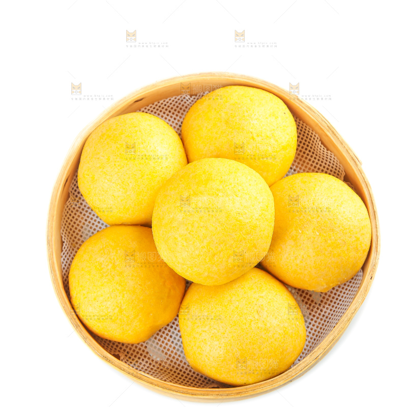 白底上的荠菜团子