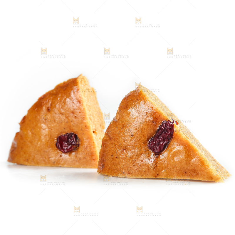 白底上的红糖红枣发糕