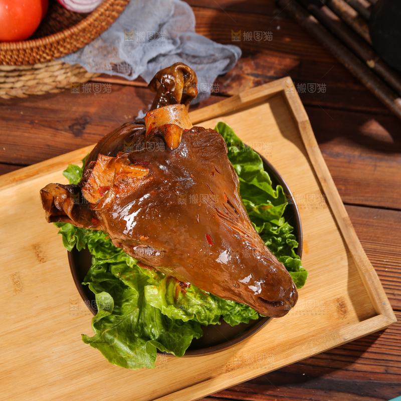 深底上的羊头肉