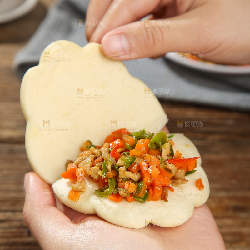 深底上的荷叶饼