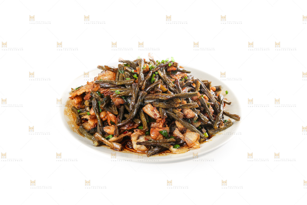 盘子里的干豆角炒肉