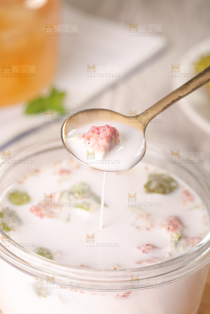 浅底上的新疆无花果干