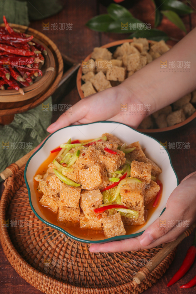 深底上的面筋