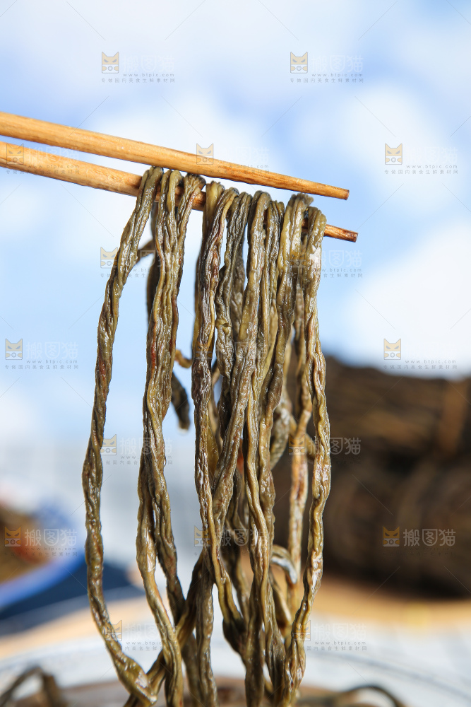 浅底上的干豆角