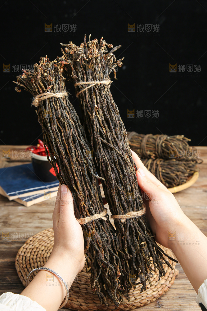 深底上的干豇豆