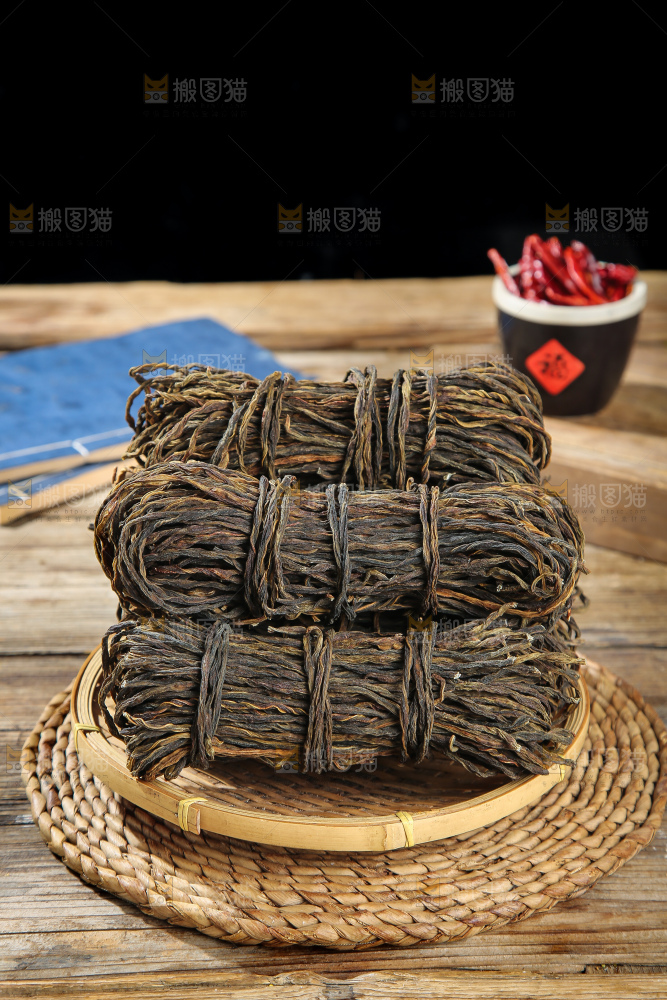 深底上的干豇豆