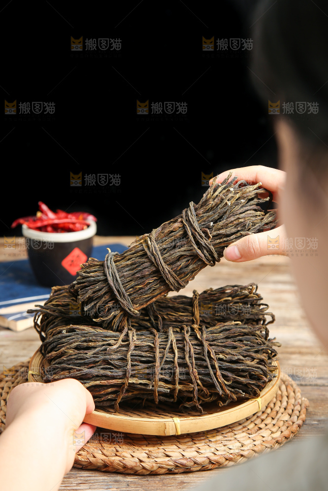 深底上的干豇豆