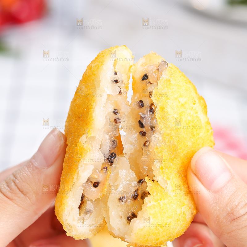 浅底上的糖糕