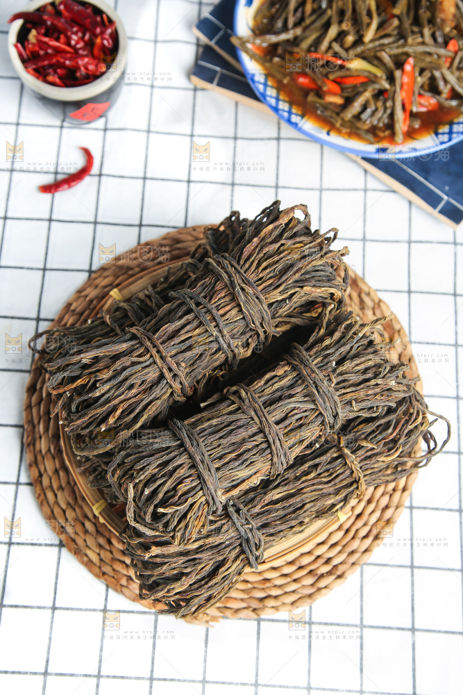 浅底上的干豆角