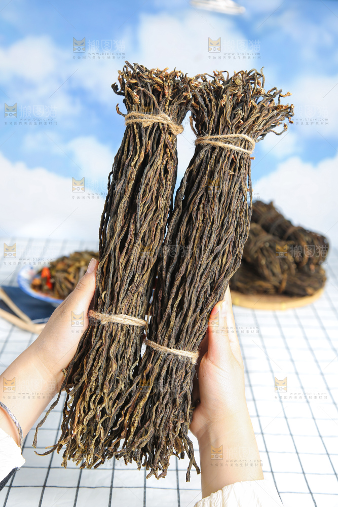 浅底上的干豆角