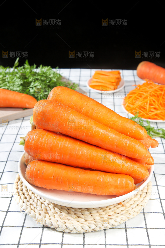 浅底上的胡萝卜