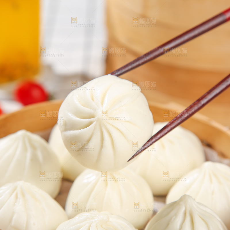 浅底上的杭州小笼包