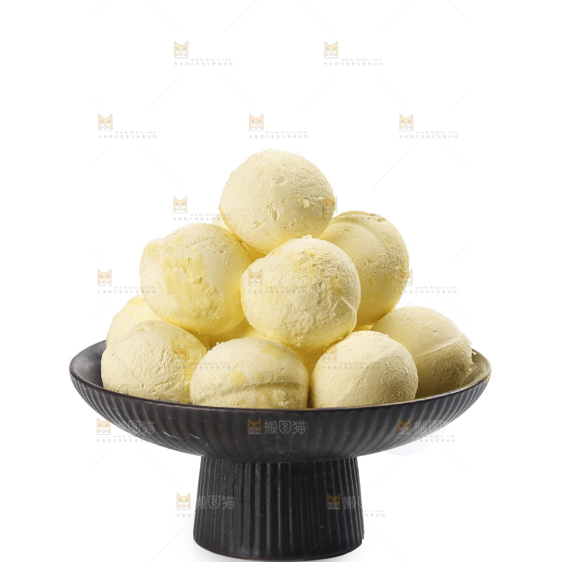 白底上的大黄米汤圆