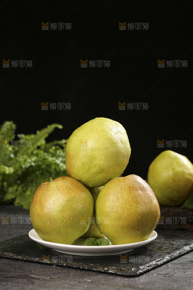深底上的玉露香梨