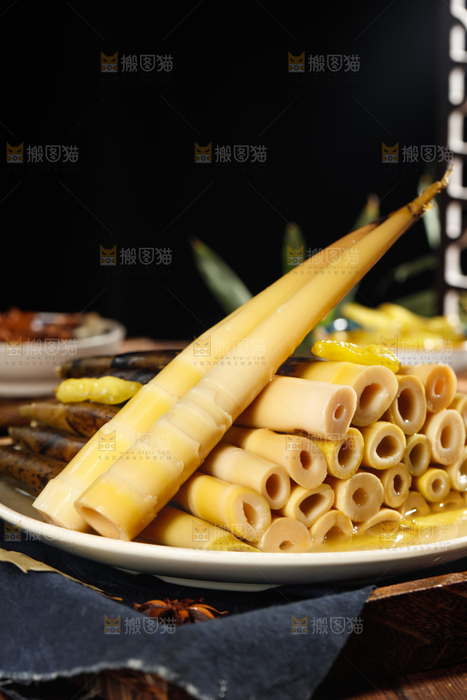 深底上的手剥笋