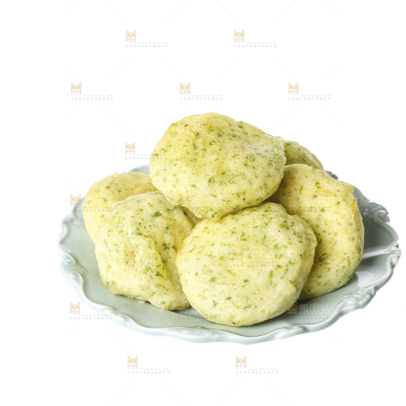 白底上的鳕鱼鲜虾饼