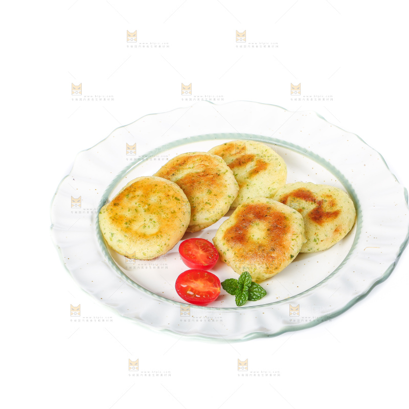 浅底上的鳕鱼鲜虾饼