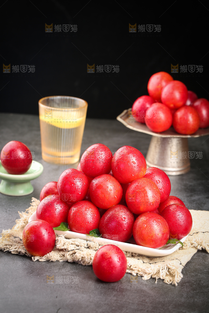 深底上的樱桃李
