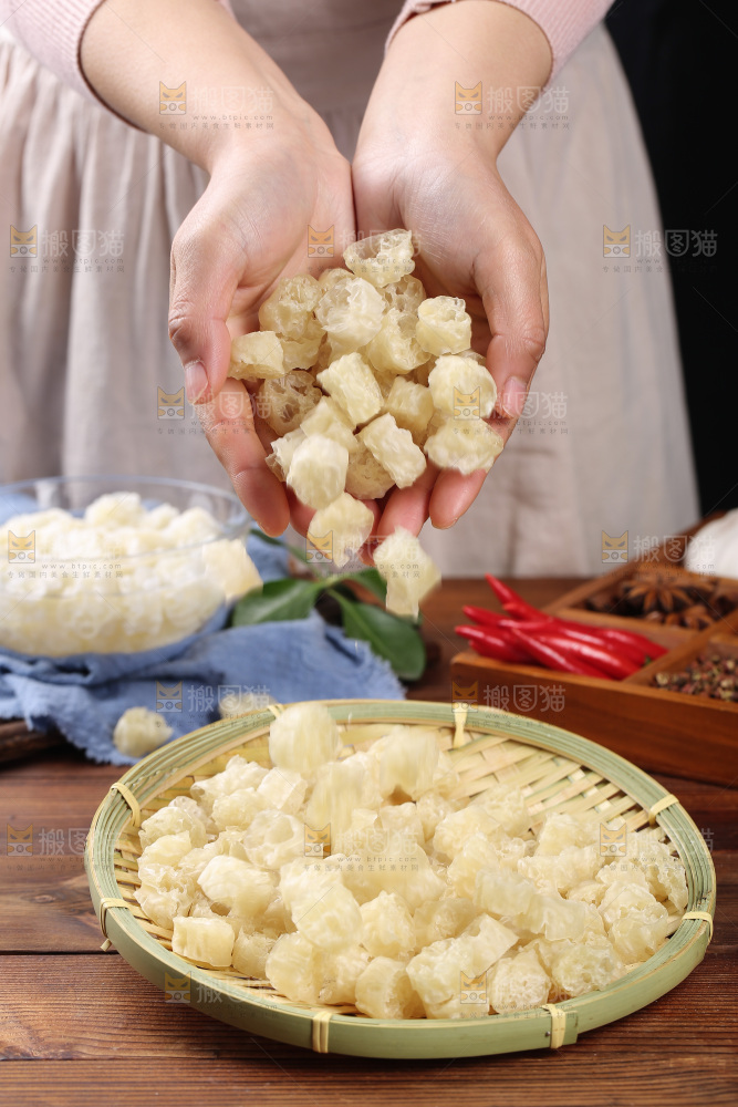 深底上的原味面藕