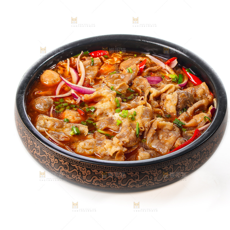 白底上的麻辣牛肉卷