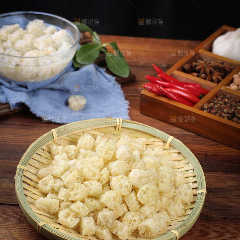 深底上的原味面藕