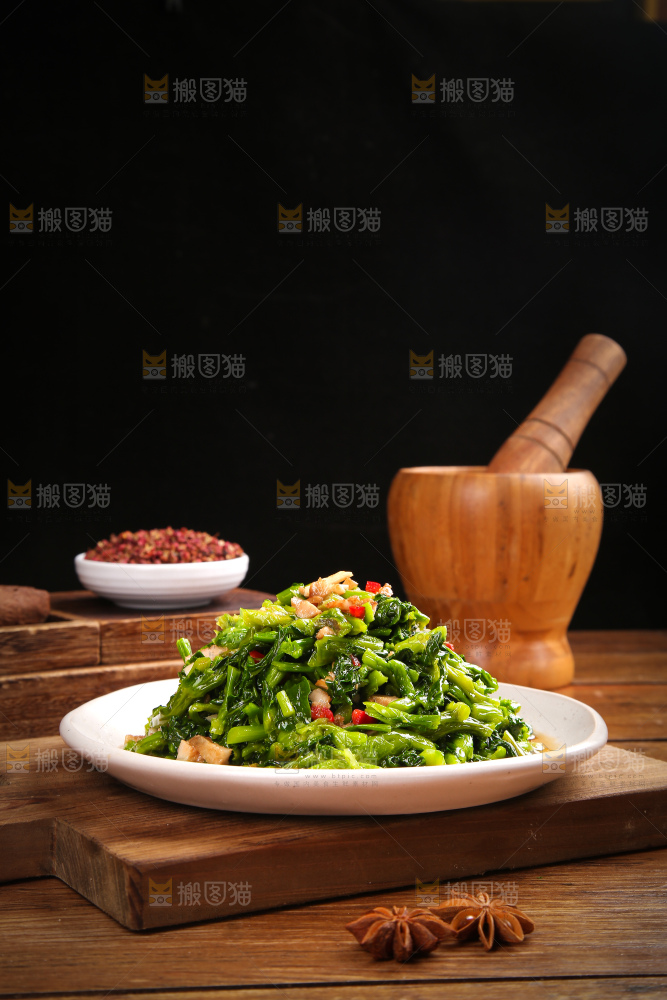深底上的万年青菜干