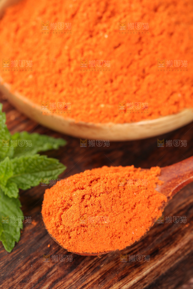 深底上的奥尔良腌料