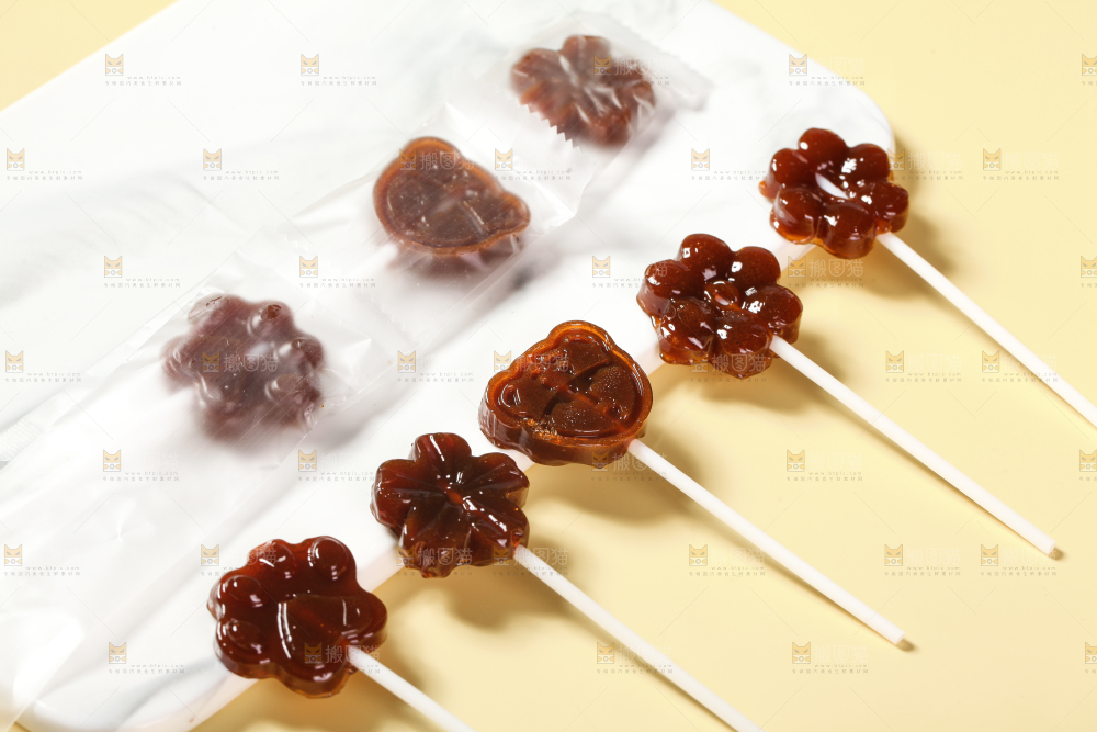 浅底上的秋梨膏棒棒糖